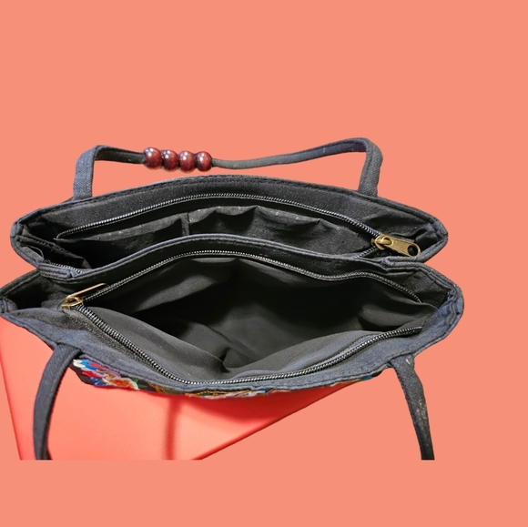 NWOT Black Embroidered Medium Size Tote Bag Purse - Picture 5 of 6